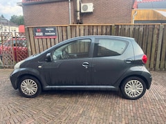 Toyota Aygo - 1.0-12V