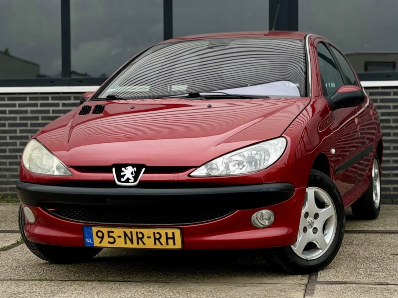 Peugeot 206 - 1.4-16V Gentry Prem. - AutoWereld.nl