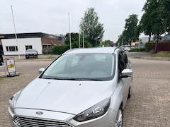 Ford Focus Wagon - 1.0 Titanium