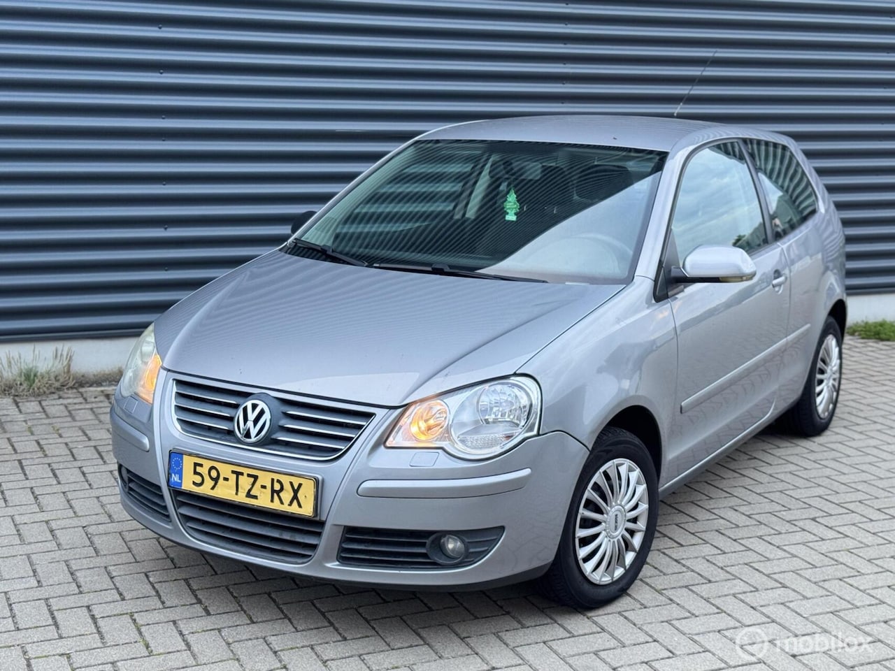Volkswagen Polo - 1.4 Sportline Automaat/ Airco - AutoWereld.nl