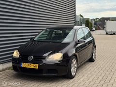 Volkswagen Golf - 1.6 Sportline/ Airco / CarPlay