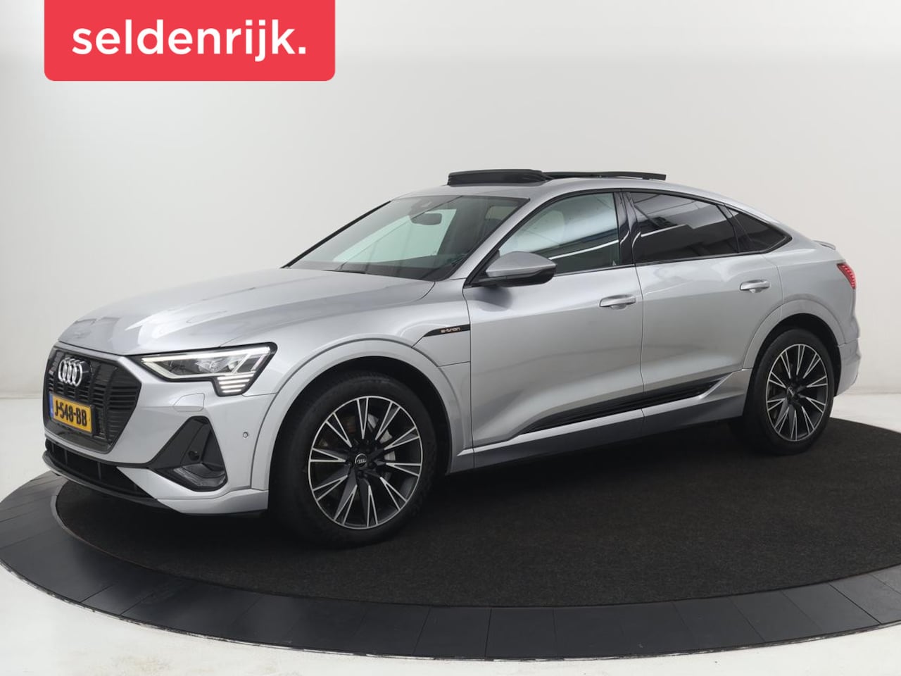 Audi e-tron Sportback - 50 quattro S edition 71 kWh | SOH 90.4 | Panoramadak | Adaptive cruise | Matrix LED | Elek - AutoWereld.nl