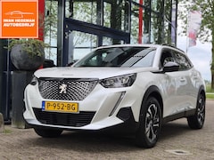 Peugeot 2008 - 1.2 PureTech 130PK Allure | Afn. Trekhaak | Navigatie | Climate Control | Parkeersensoren