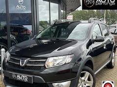 Dacia Sandero Stepway - 0.9 TCe Lauréate 90PK | Trekhaak | NL AUTO | 2e Eigenaar | Airco | Lederen Bekleding | Arm