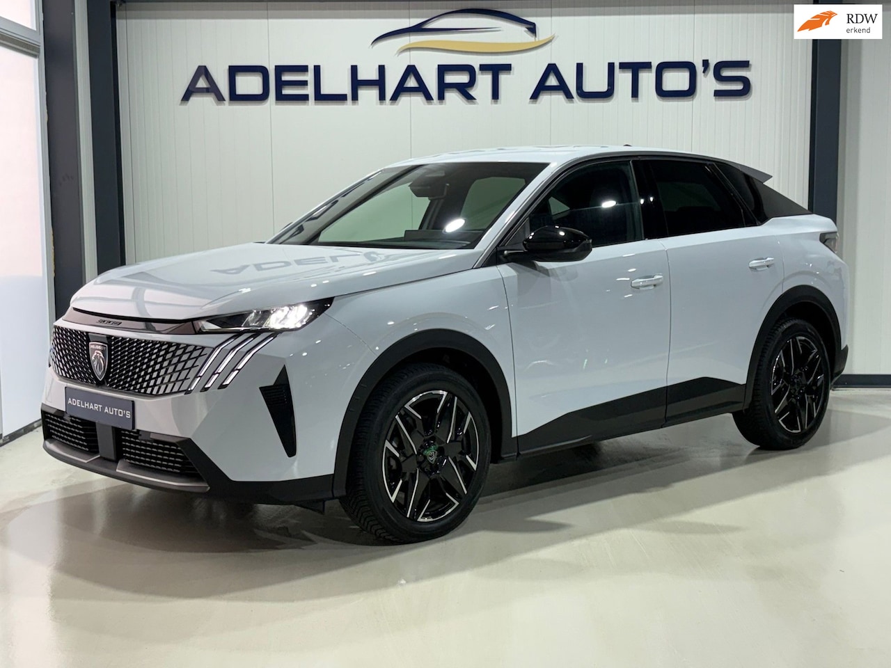 Peugeot 3008 - 1.2 Hybrid 145 Allure Automaat / Lederen interieur / Navigatie Full map / 360 Camera / Cru - AutoWereld.nl