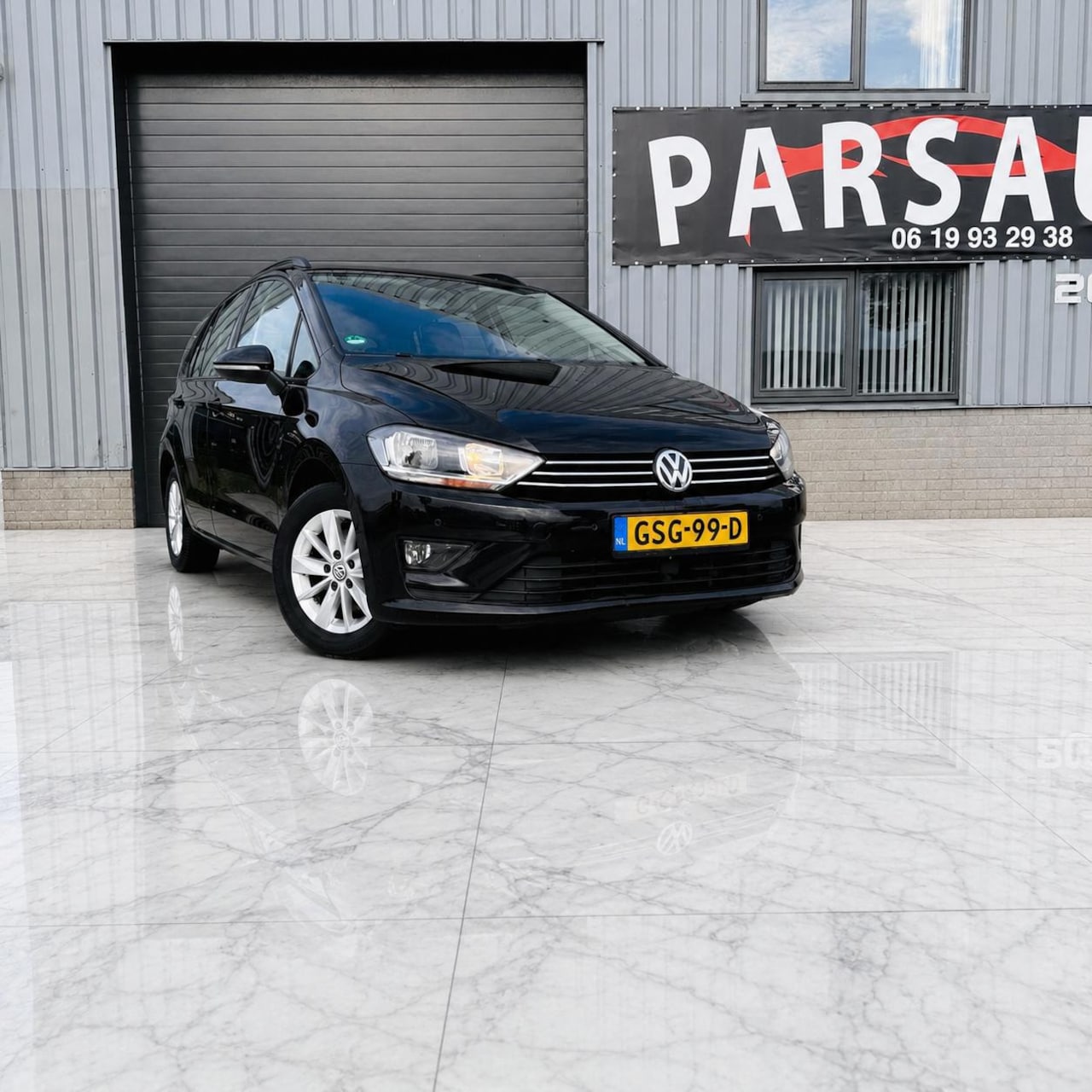Volkswagen Golf Sportsvan - 1.4 TSI Highline Met Veel Extra OPties - AutoWereld.nl