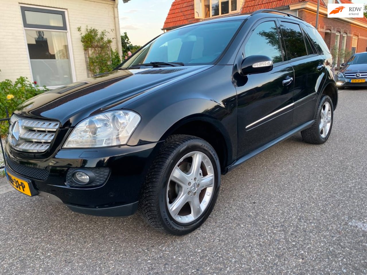 Mercedes-Benz M-klasse - 280 CDI 280 CDI,Grijs Kenteken,Trekhaak,Xenon. - AutoWereld.nl
