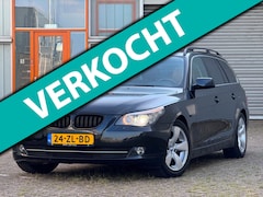 BMW 5-serie Touring - 525d High Executive | Panoramadak |Trekhaak| Leder elektrische stoelen | Parkeersensoren |