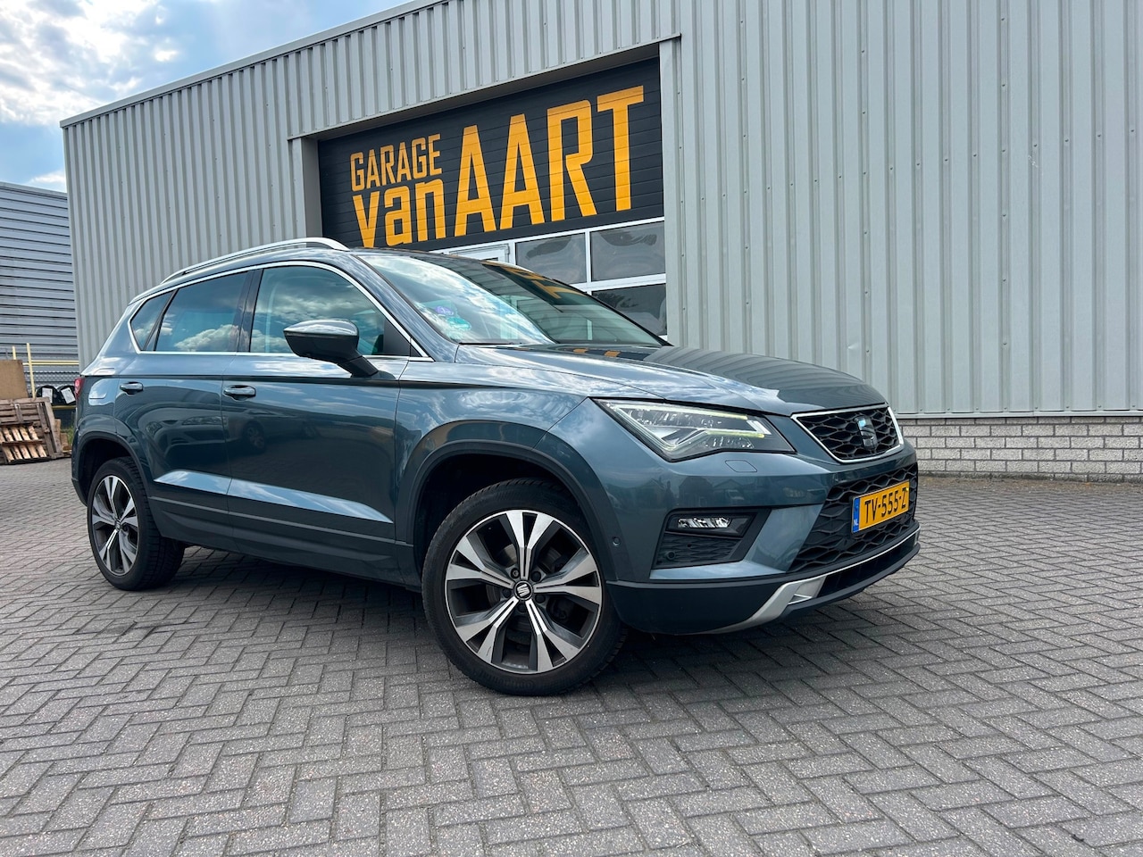 SEAT Ateca - 1.5 TSI Style Business Intense | AUTOM | LED | NAVI | STOELVERW | - AutoWereld.nl