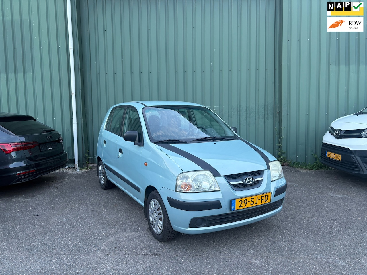 Hyundai Atos - 1.1i Active Young - LAGE KILOMETERS - ELEKTRISCHE RAMEN - AutoWereld.nl
