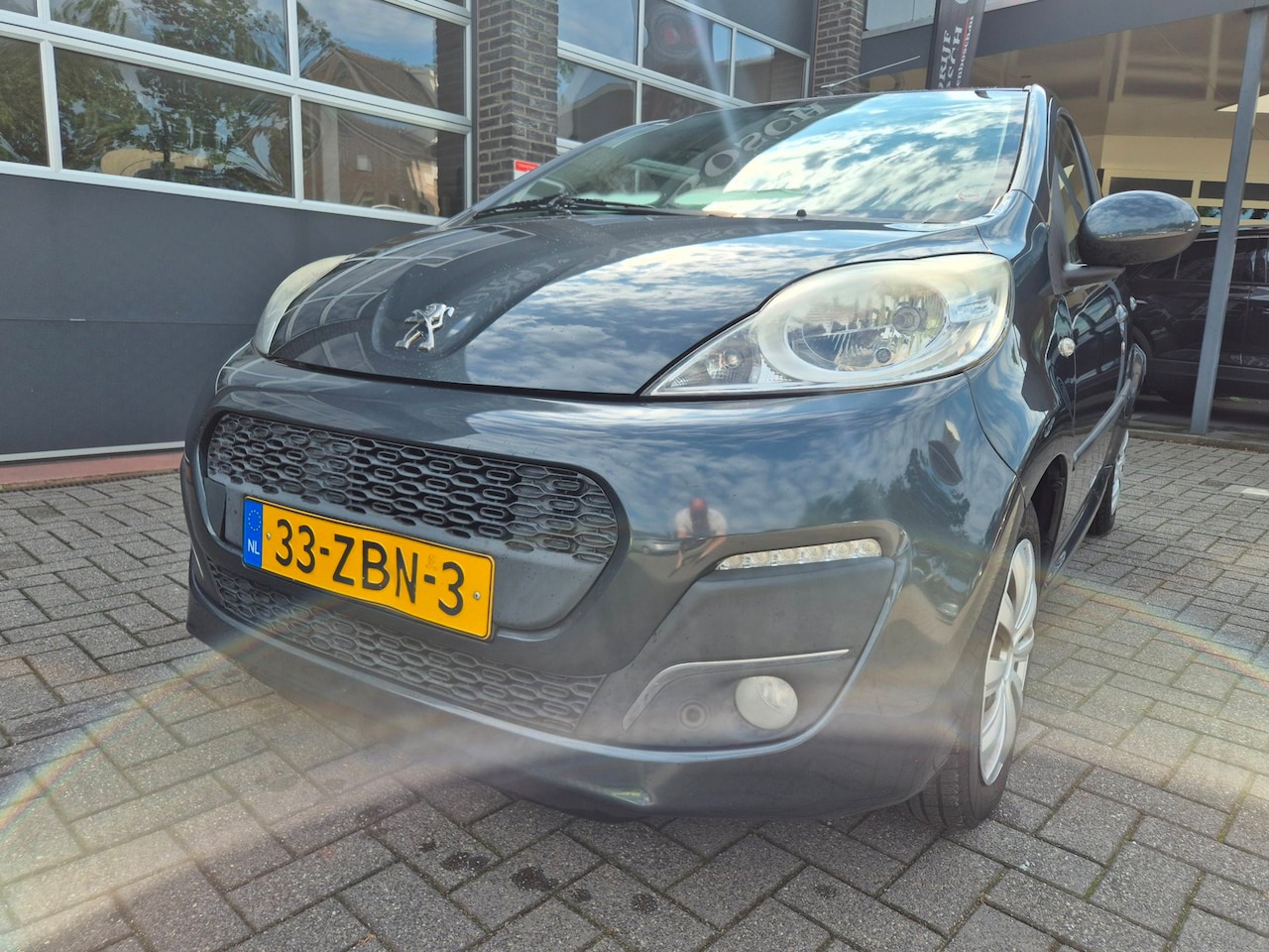 Peugeot 107 - 1.0 Active carplay - AutoWereld.nl