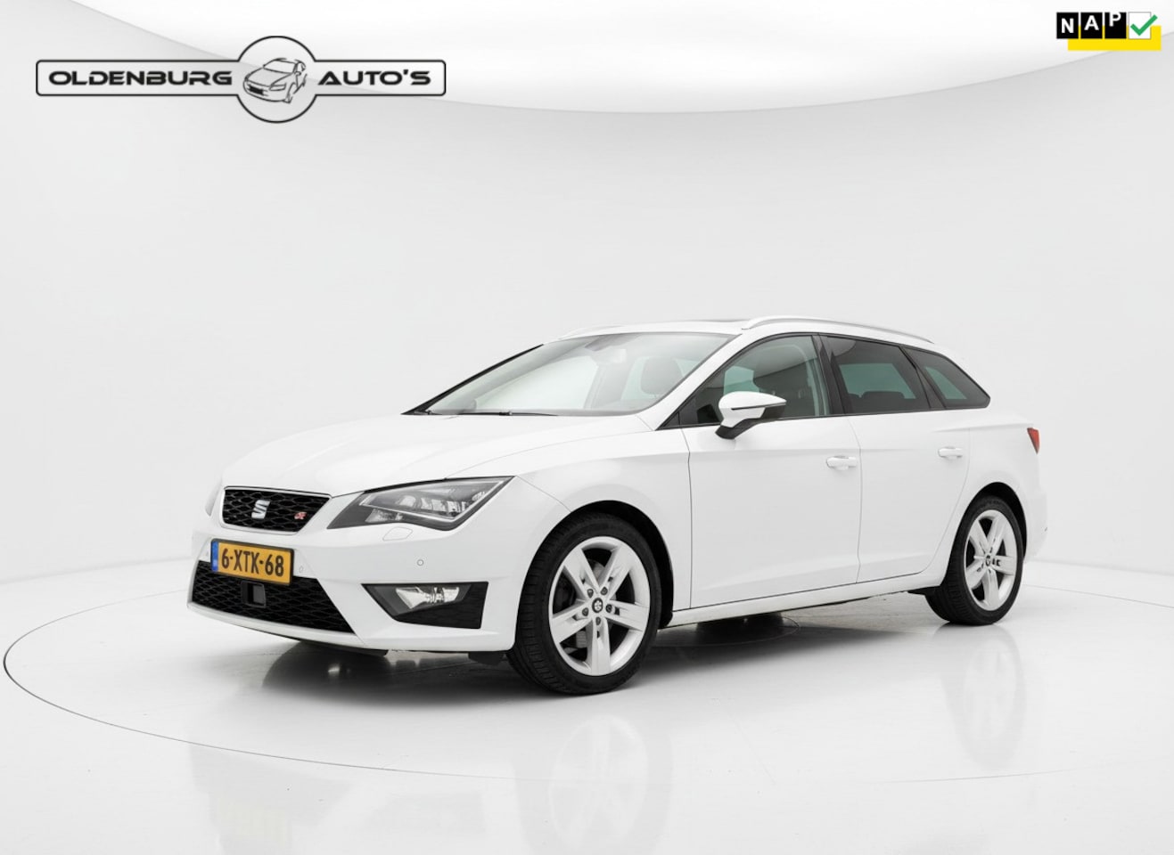 SEAT Leon ST - 1.4 TSI ACT FR Dynamic Automaat | Panoramadak | Leder/Alcantara | Navi | 17" Velgen | Stoe - AutoWereld.nl