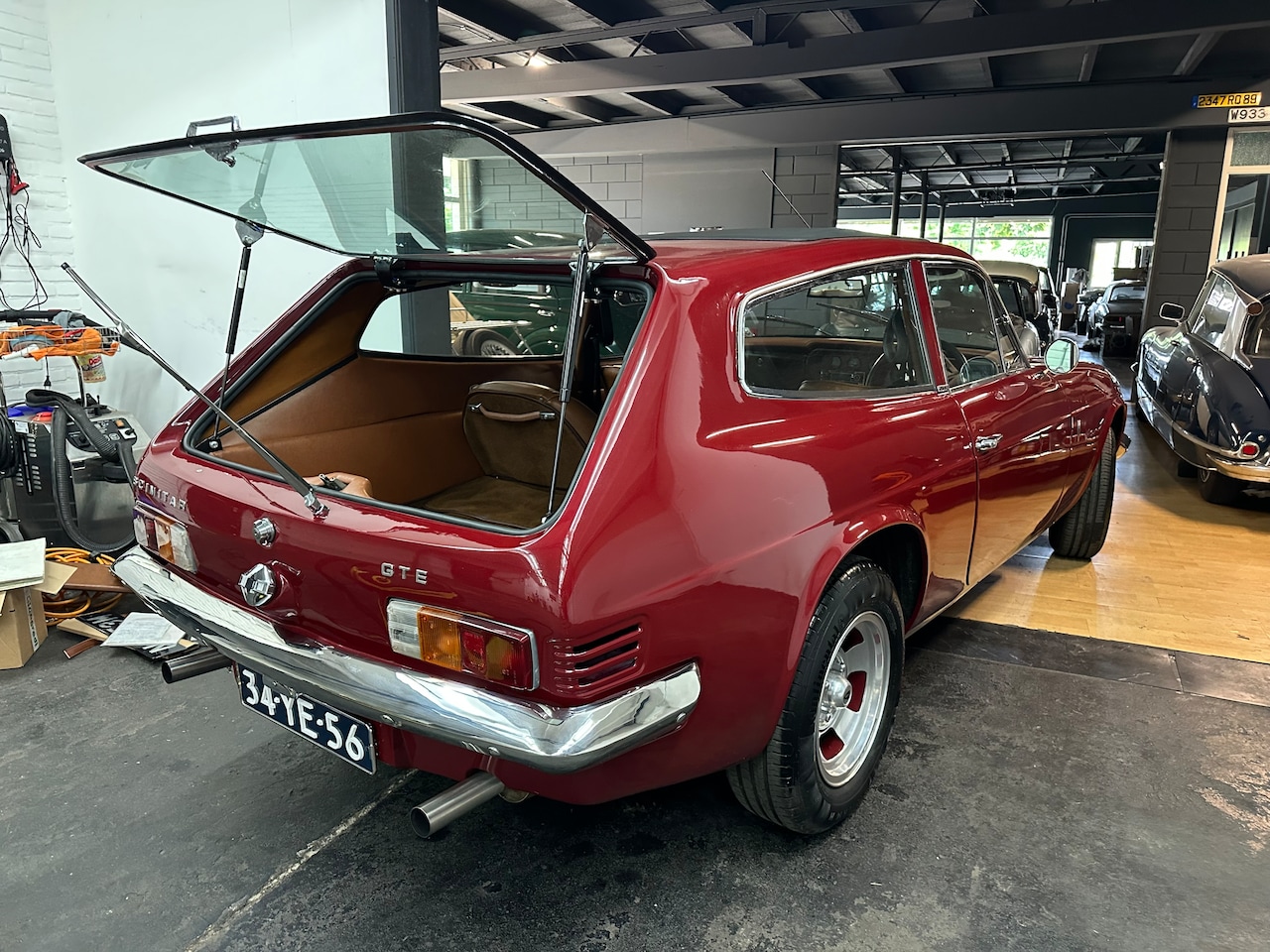 Reliant Scimitar - Zeer mooi exemplaar! Volledig gedocumenteerd - AutoWereld.nl