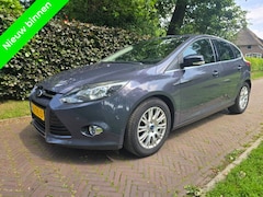 Ford Focus - 1.0 EcoB. Lease Ti