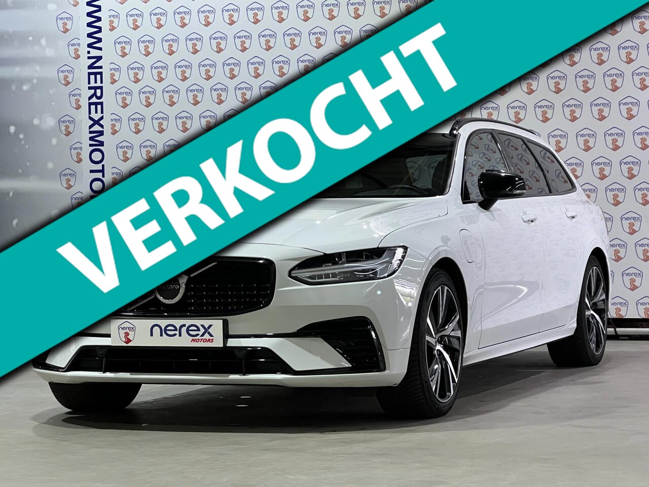 Volvo V90 - 2.0 T8 AWD R-Design UITVERKOOP|Pano|Cam|Pilot Asist|Memory - AutoWereld.nl