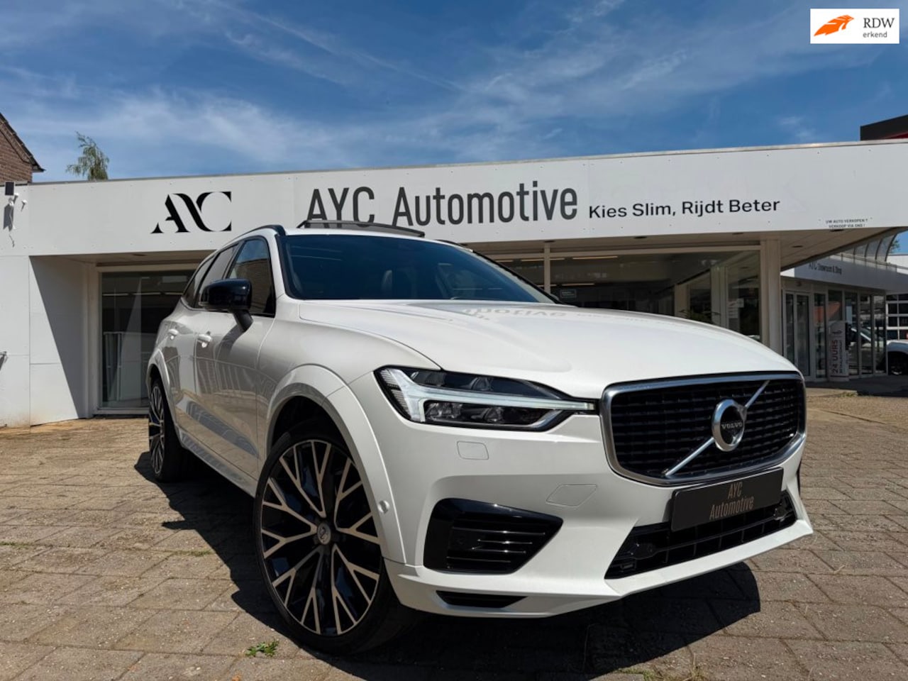 Volvo XC60 - 2.0 Recharge T8 AWD Inscription 2.0 Recharge T8 AWD Inscription - AutoWereld.nl