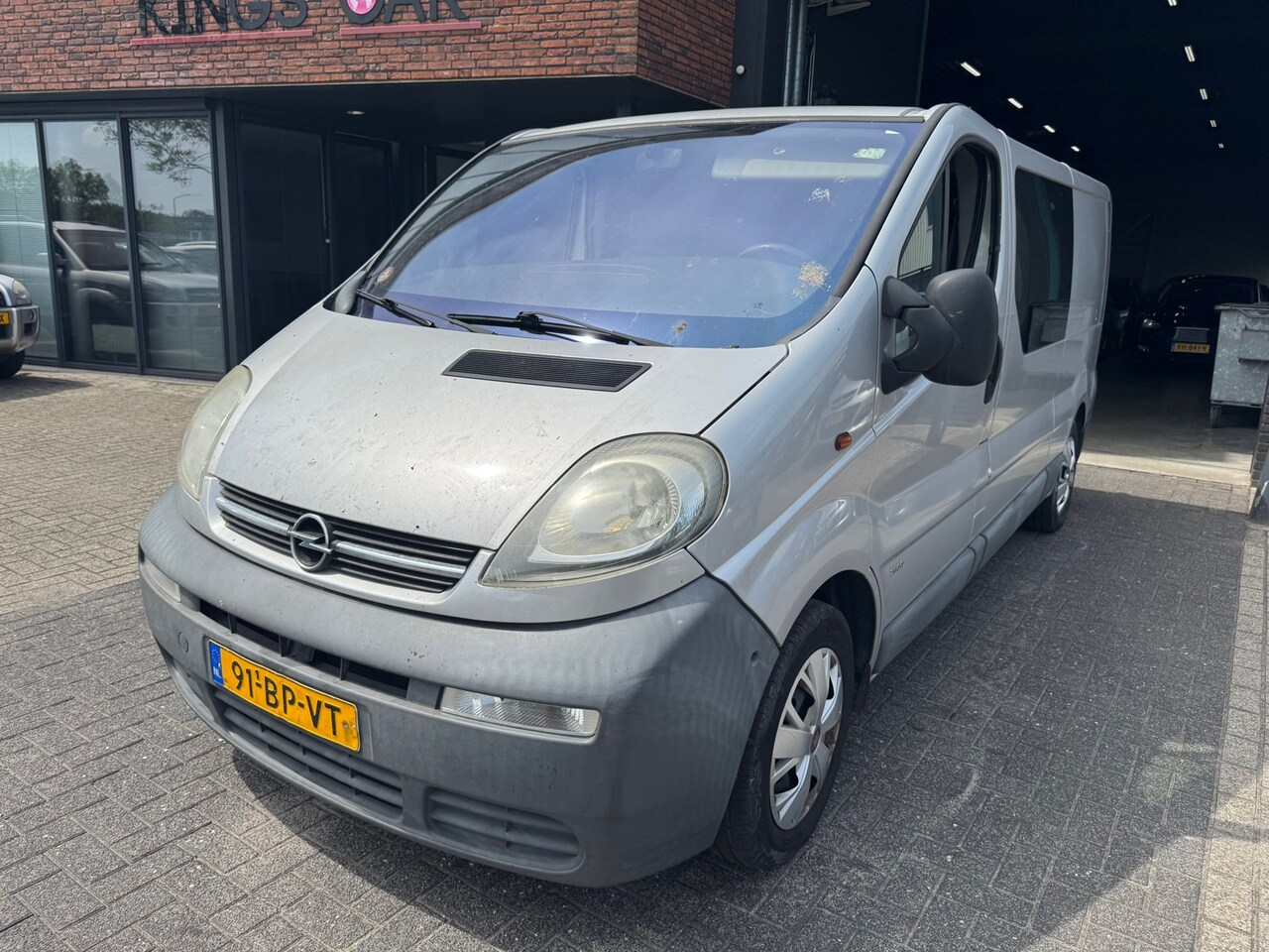 Opel Vivaro - 1.9 DI L2H1 DC ROLSTOEL LIFT AIRCO NW DISTRIBUTIERIEM - AutoWereld.nl