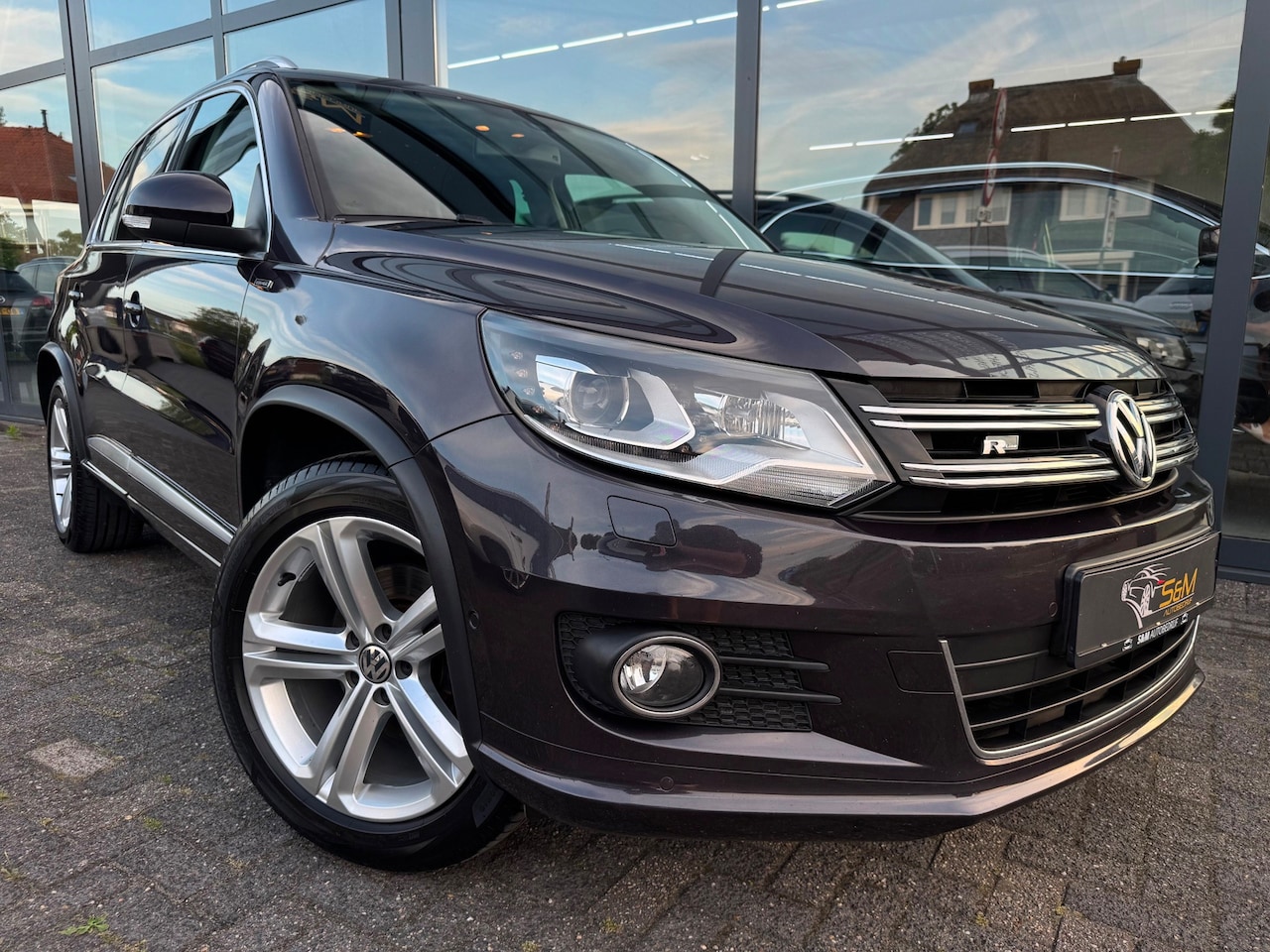 Volkswagen Tiguan - 1.4 TSI ACT Led | R-line - AutoWereld.nl