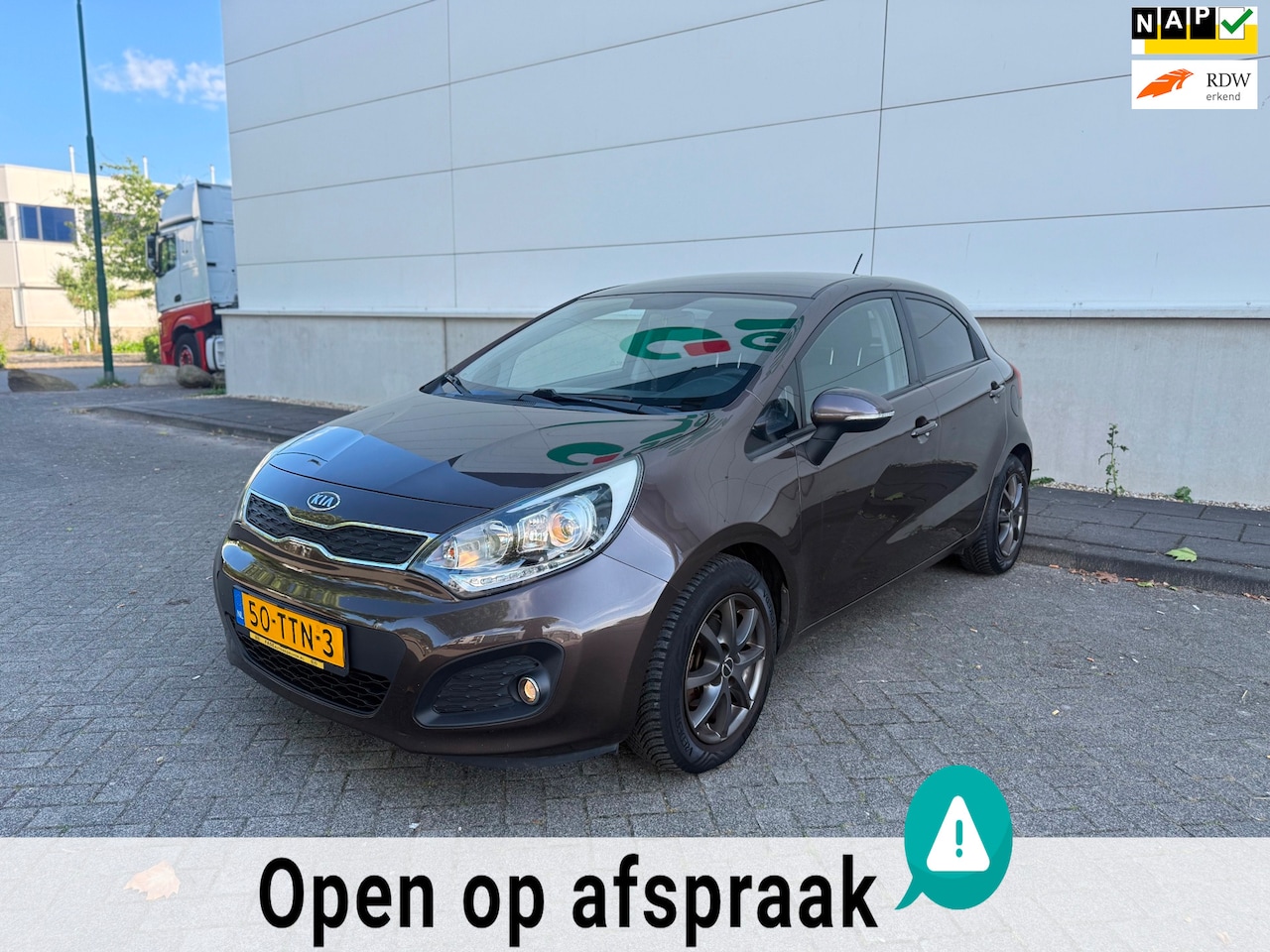 Kia Rio - 1.2 CVVT Plus Pack /NAP/CRUISE/NWE KOPPELING/NWE APK+KLEINE BEURT/ - AutoWereld.nl