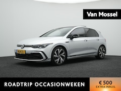 Volkswagen Golf - 1.5 eTSI R-Line Business | Apple Carplay/Android Auto | Panorama dak | Black Style | Sfeer