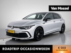 Volkswagen Golf - 1.5 eTSI R-Line Business | DEMO | APPLE CARPLAY | PANORAMADAK | IQ LIGHTS | BLACK STYLE DE