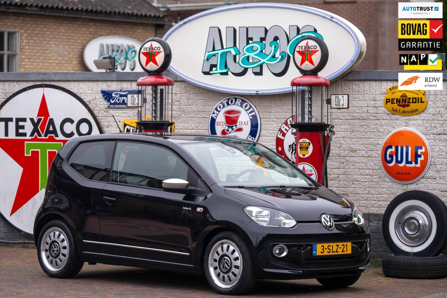 Volkswagen Up! - 1.0 high up! BlueMotion 1e Eig. 47.230 km +NAP NL-auto - AutoWereld.nl