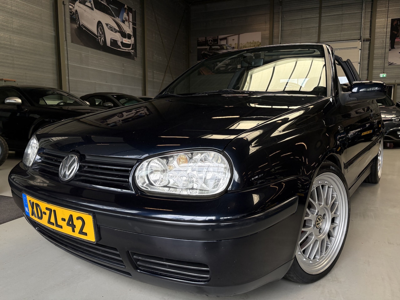 Volkswagen Golf Cabriolet - 1.8 Trendline Airco - AutoWereld.nl