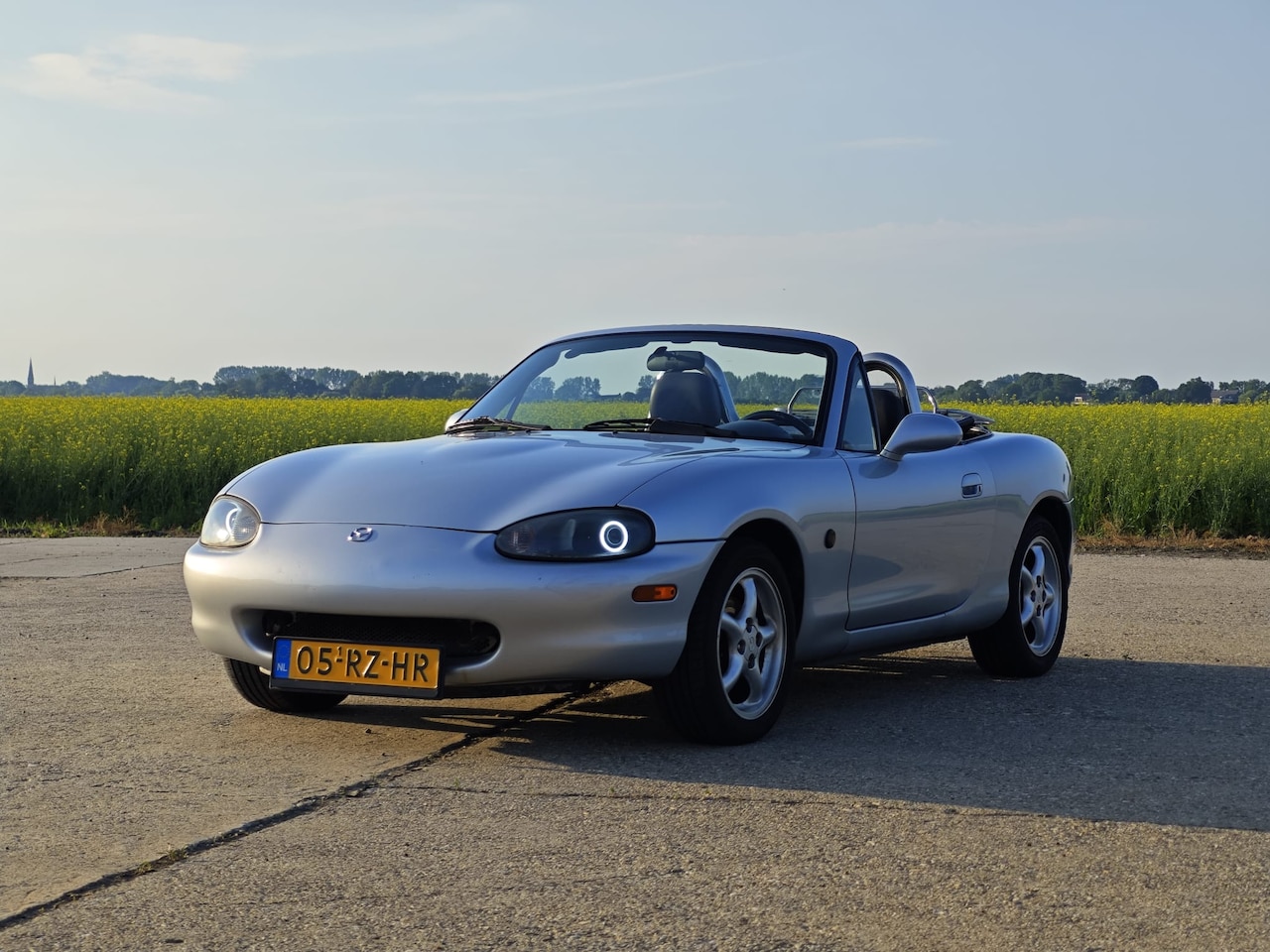 Mazda MX-5 - 1.6i - AutoWereld.nl