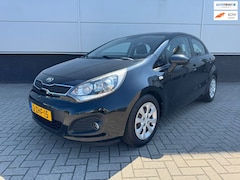 Kia Rio - 1.2 CVVT BusinessLine 5drs cruise control - airco - aux en usb - trekhaak - LED - NAP