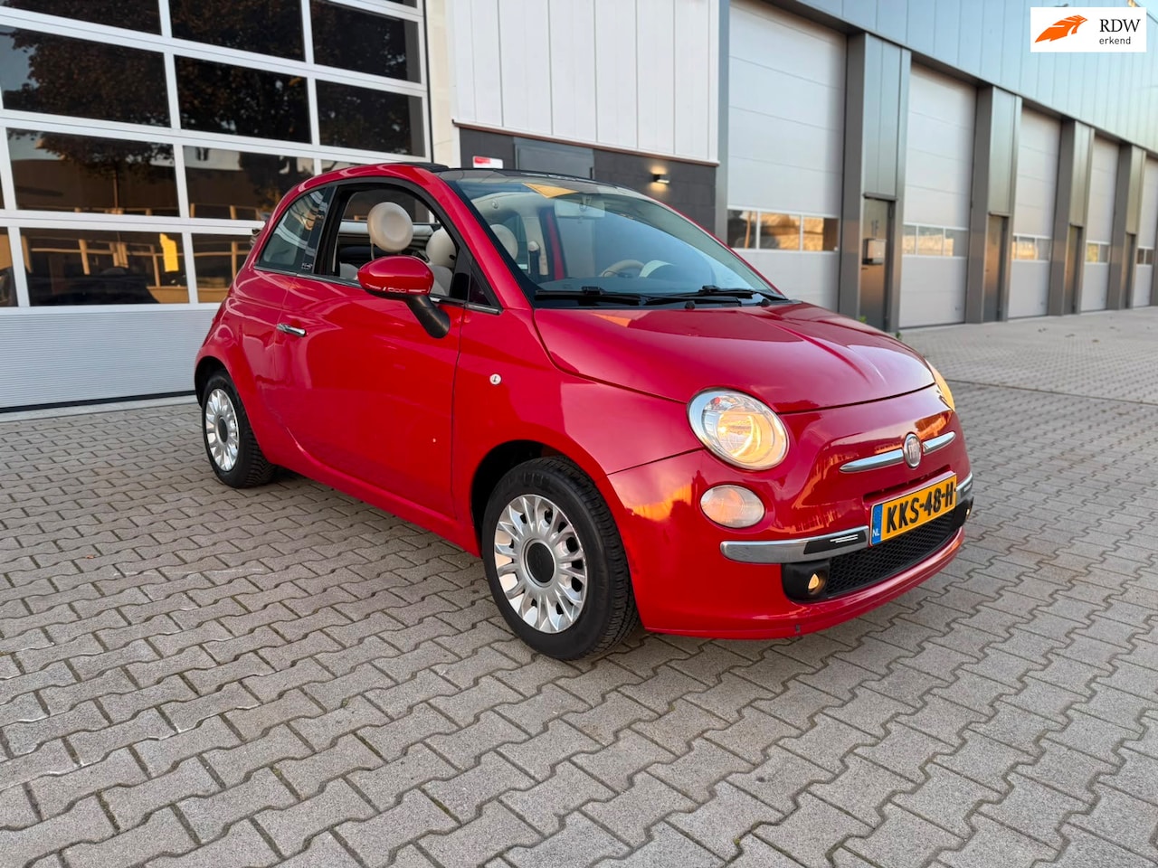 Fiat 500 - 1.2 Lounge Cabrio Full Options Carplay Leer Topstaat - AutoWereld.nl