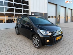 Volkswagen Up! - 1.0 high up Zwart Panorama 5D Leder Full Options Topstaat