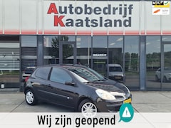 Renault Clio - 1.4-16V Dynamique Luxe - Electr Ramen - NIEUWE APK