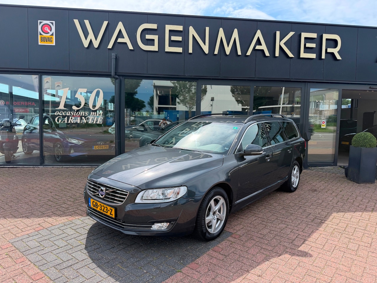 Volvo V70 - 1.6 T4 Nordic+ AUT|NAVI|Leder|Cruise|DealerOH - AutoWereld.nl