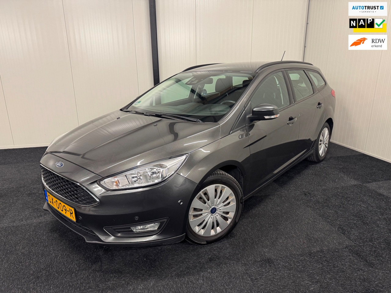 Ford Focus Wagon - 1.0 Lease Edition 2018 101PK CRUISE/CARPLAY/AIRCO/PDC/TREKHAAK/STOELVERW/NAVI/NAP - AutoWereld.nl