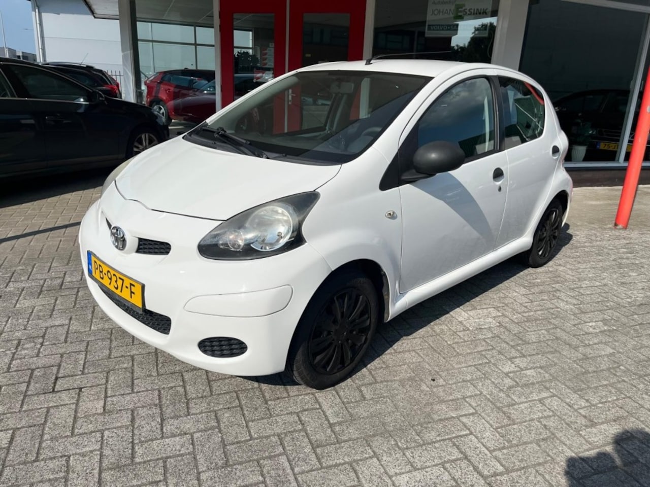 Toyota Aygo - 1.0 5-deurs NIEUWE APK Stuurbekrachtiging - AutoWereld.nl