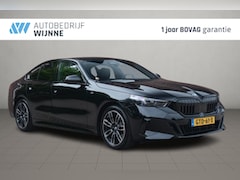 BMW 5-serie - 520i 190pk Aut. M Sport | Panoramadak | Carbon | 360° Camera | Keyless | Head-Up Display |