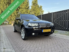 BMW X3 - xDrive25i High Executive