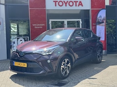 Toyota C-HR - 1.8 Hybrid Dynamic DODEHOEKSENSOREN TREKHAAK NAVIGATIE