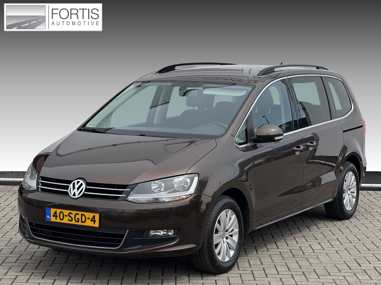 Volkswagen Sharan - 1.4 TSI Trendline 7p. AIRCO | 7 PERSOON| STOELVERWARMING - AutoWereld.nl