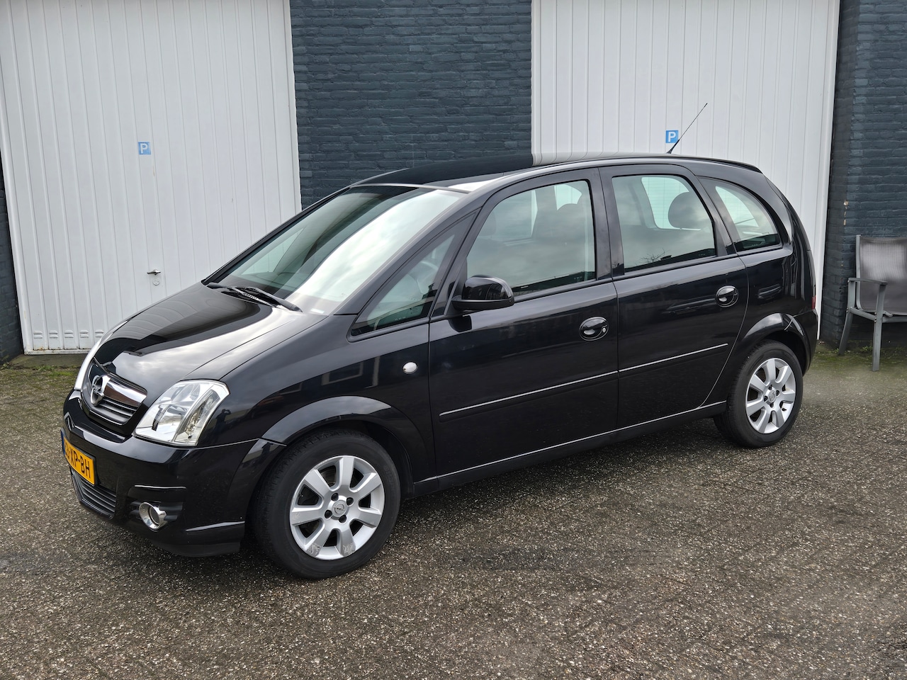 Opel Meriva - 1.6-16V Cosmo Met airco en APK tot Juni 2027 - AutoWereld.nl