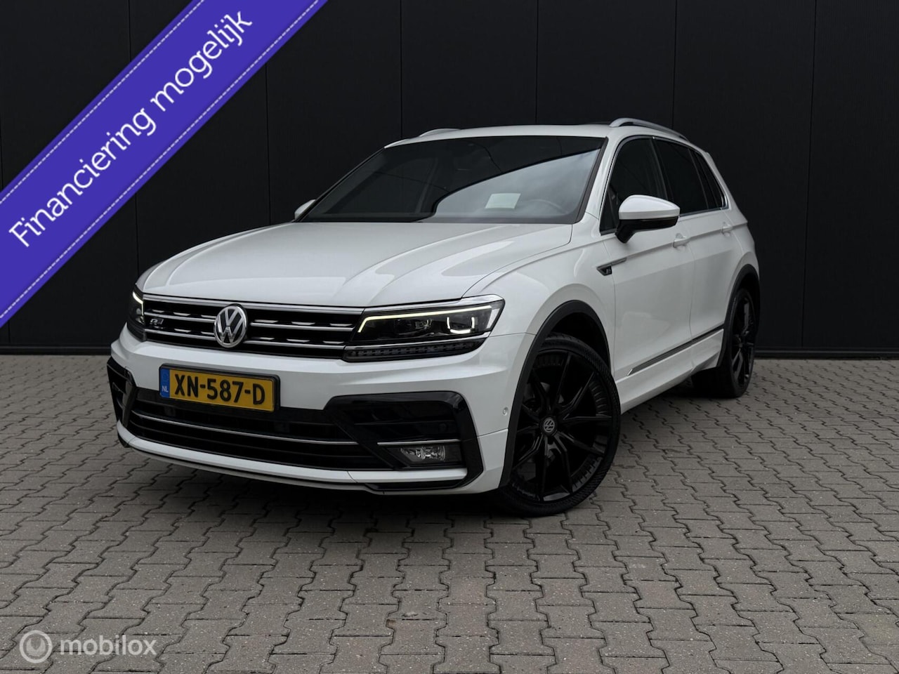 Volkswagen Tiguan - 1.5 TSI 3x R Line/Pano/Headup/ACC/Virtual/Vol! - AutoWereld.nl