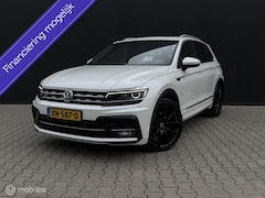 Volkswagen Tiguan - 1.5 TSI 3x R Line/Pano/Headup/ACC/Virtual/Vol