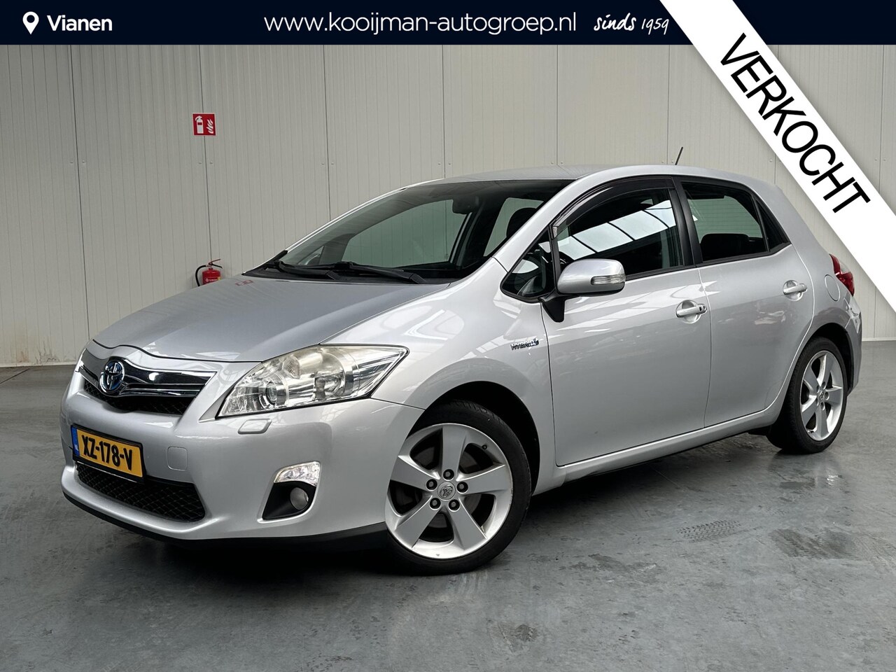 Toyota Auris - 1.8 Full Hybrid Executive 1.8 Full Hybrid Executive - AutoWereld.nl