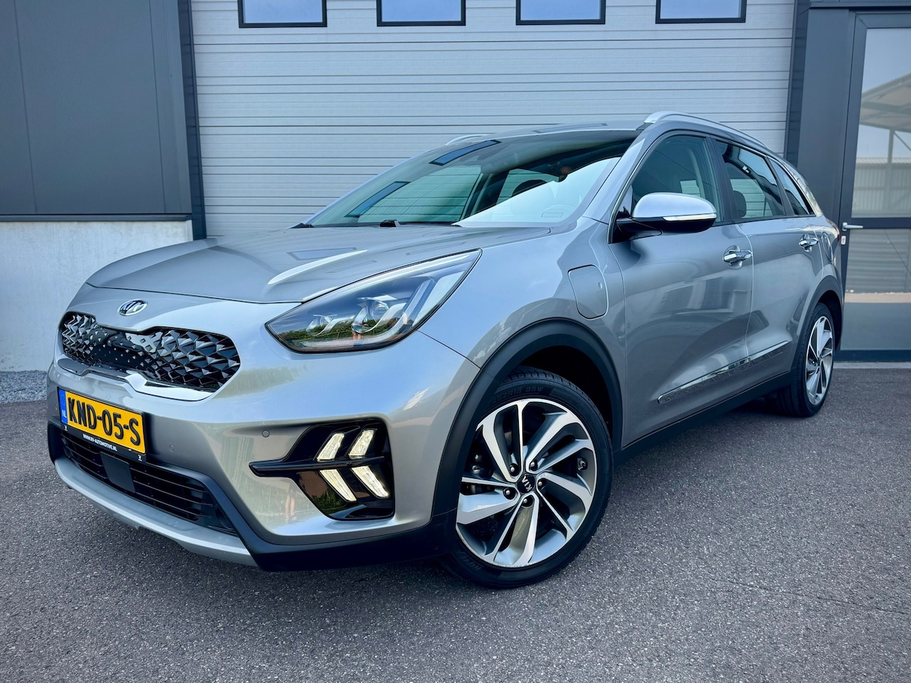 Kia Niro - 1.6 GDi PHEV / Garantie / Carplay / Trekhaak - AutoWereld.nl