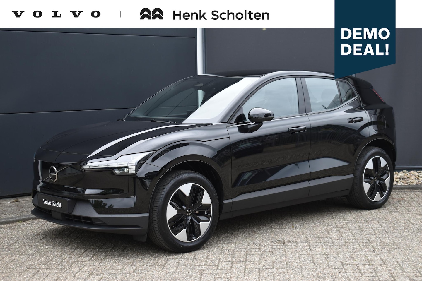 Volvo EX30 - P3 Plus Europa 51 kWh | Stoel -/Stuurwielverwarming | Elektrisch verstelbare voorstoelen | - AutoWereld.nl