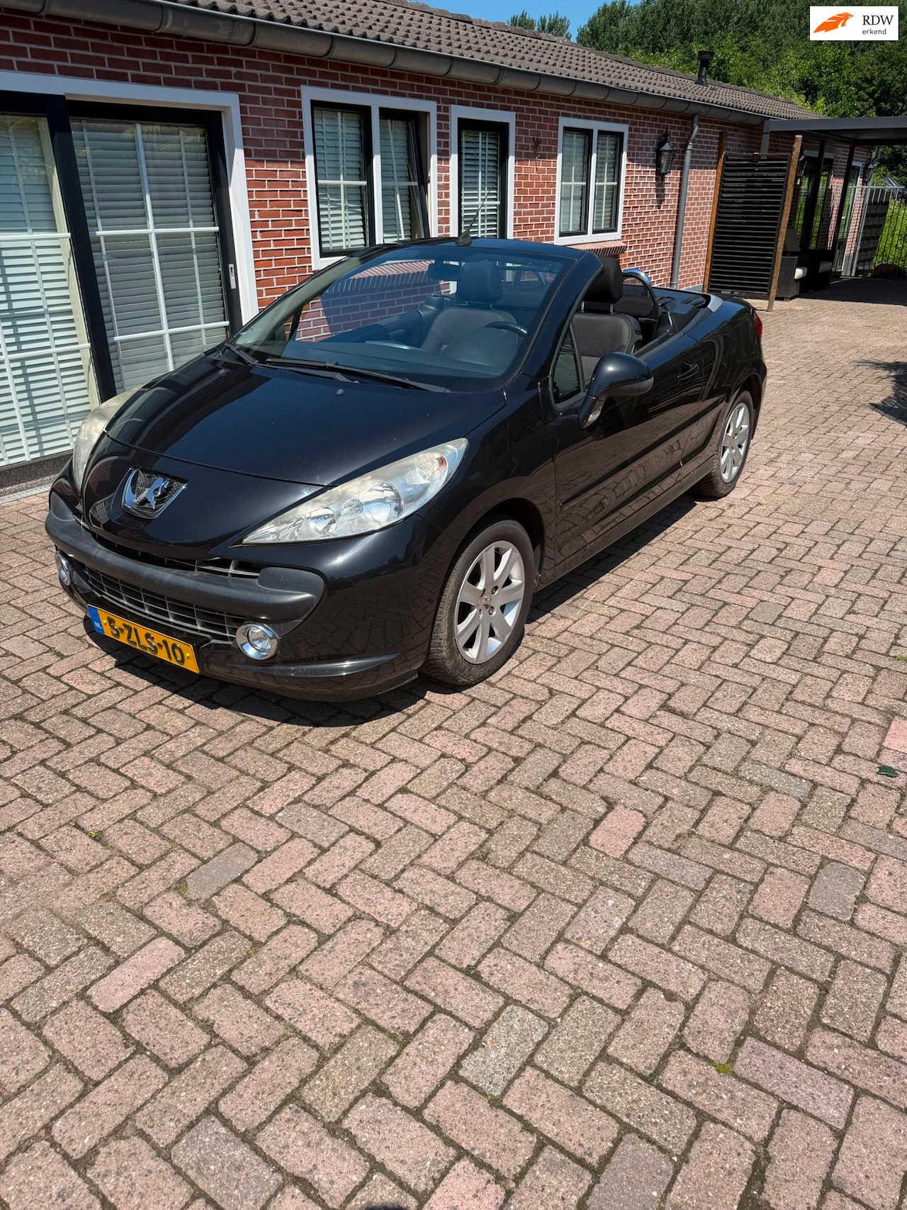 Peugeot 207 CC - 1.6 VTi nieuwe apk tot juni 2027 - AutoWereld.nl
