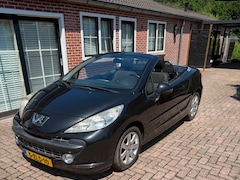 Peugeot 207 CC - 1.6 VTi nieuwe apk tot juni 2027