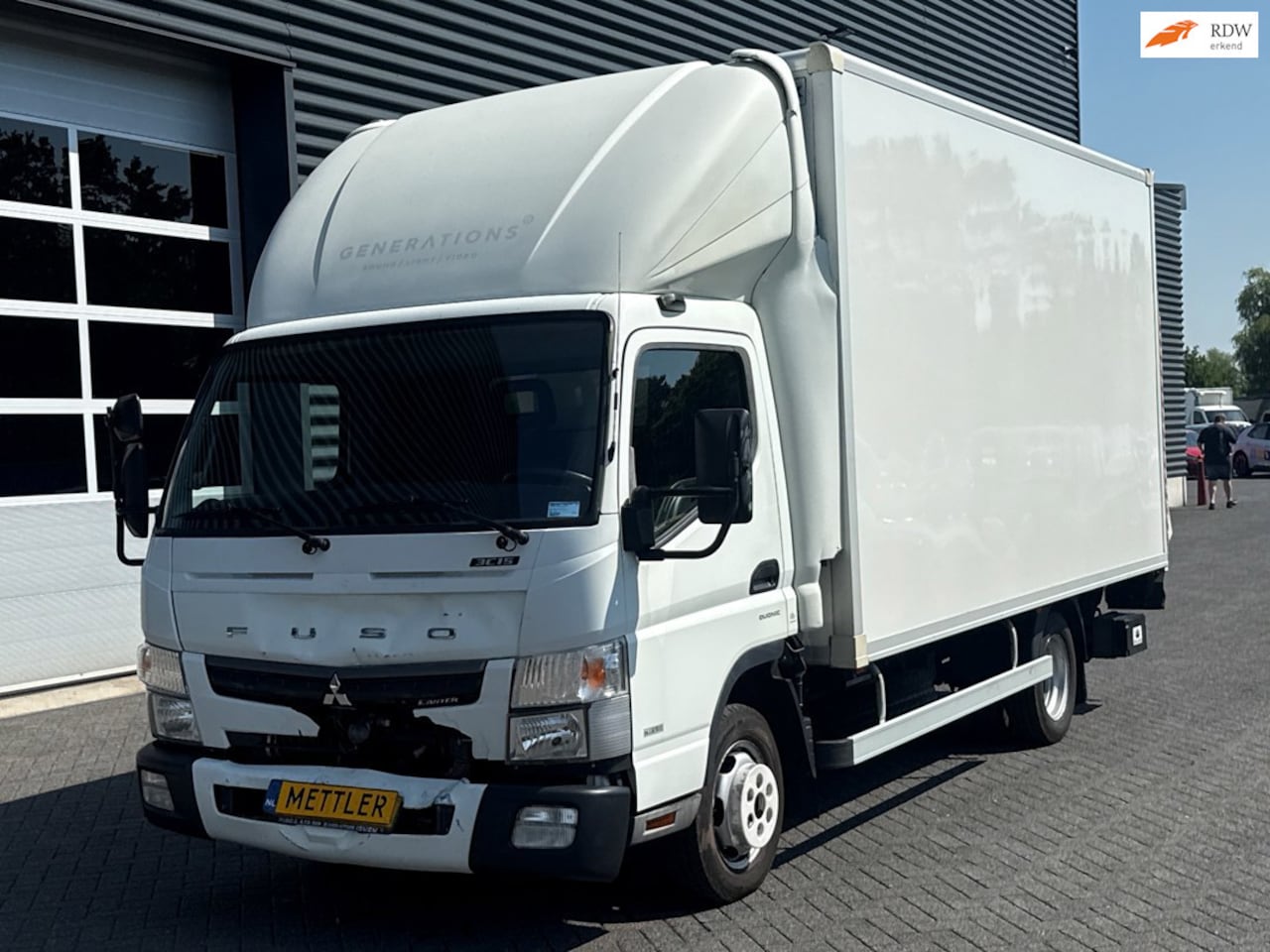 Fuso Canter - 3C15 3.0 DI 340 | Dhollandia | Dubbellucht | Camera | Airco - AutoWereld.nl