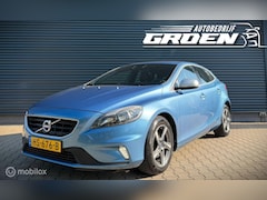Volvo V40 - 2.0 D2 R-Design NLAUTO|LEDER-ALCANTARA|NAVI|TREKHA