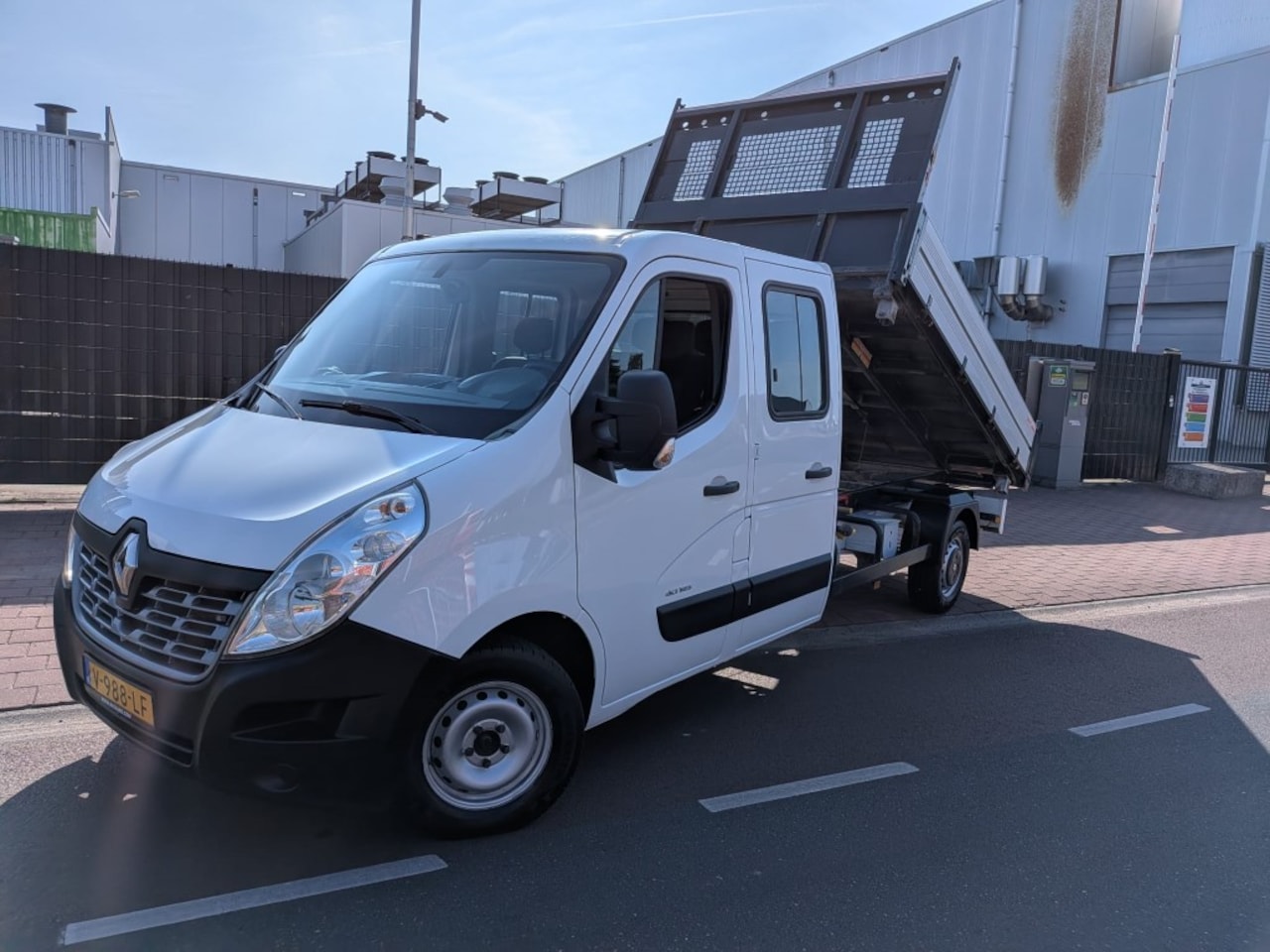 Renault Master - T35 2.3 DCI DC 3 Zijdige kipper 6 pers - AutoWereld.nl